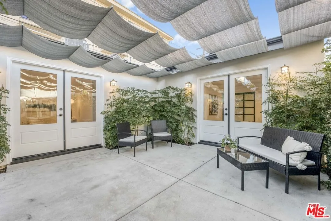 11512-la-maida-st-north-hollywoo (17)