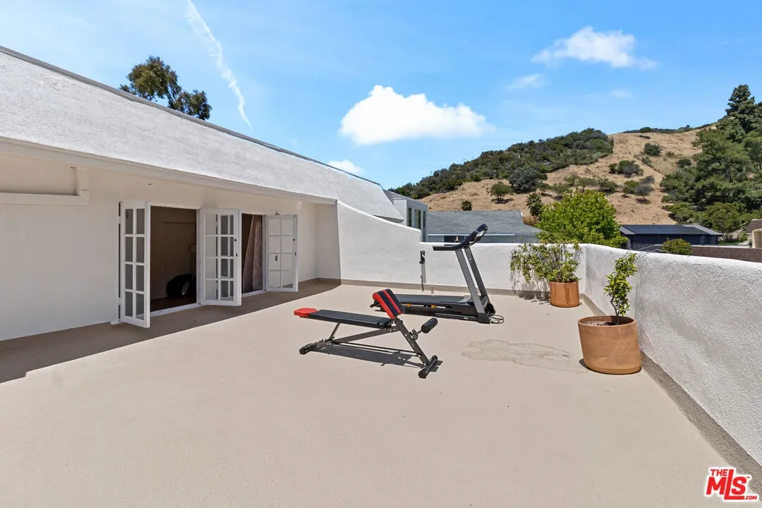 2533-la-condesa-dr-los-angeles-c (23)