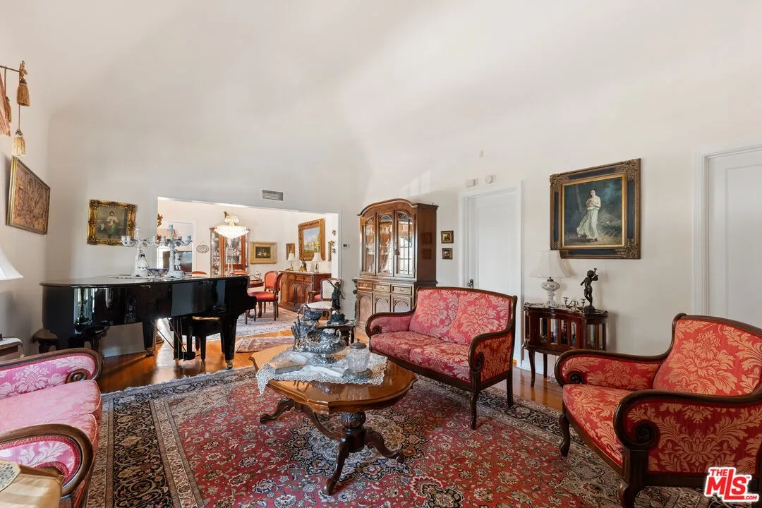 367-s-bundy-dr-los-angeles-ca-17