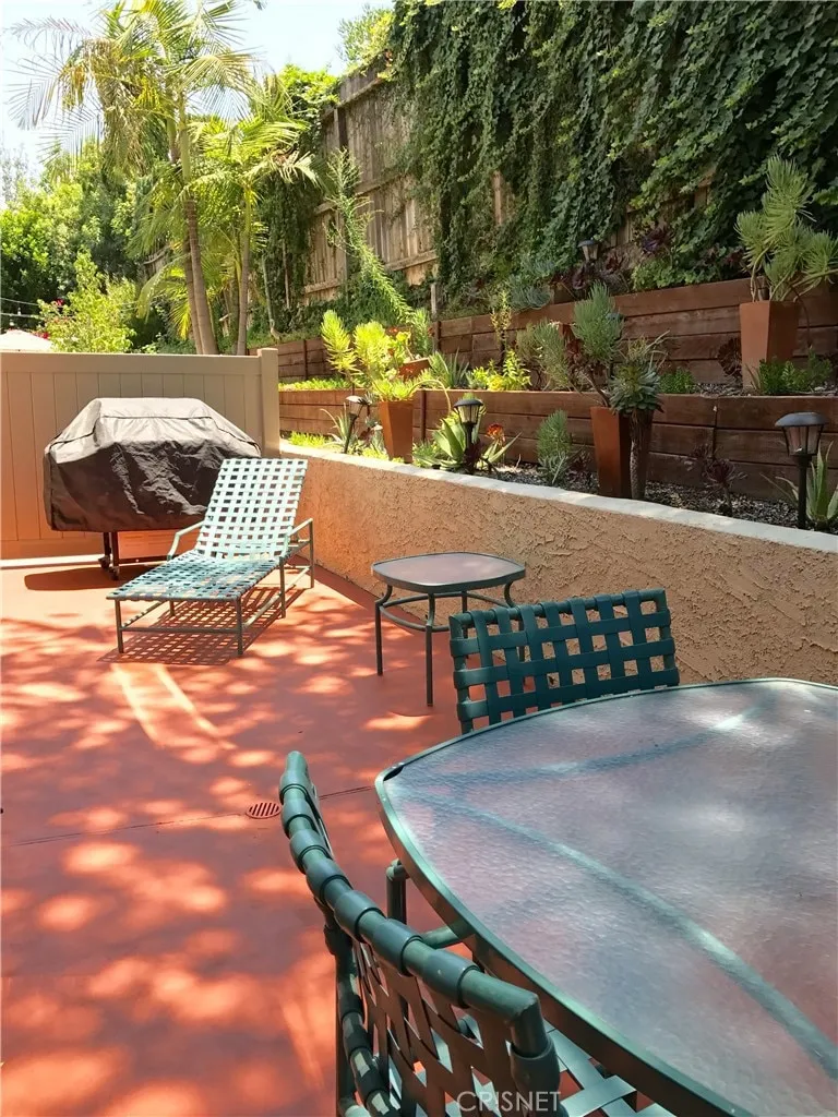 4227-freedom-dr-calabasas-ca-uni (7)