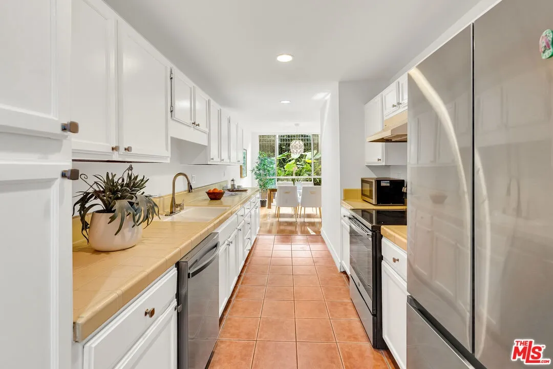 424-n-palm-dr-beverly-hills-ca-u (5)