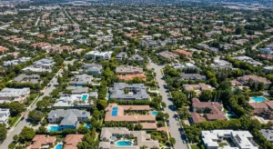 Best Neighborhoods to Buy Property in Beverly Hills