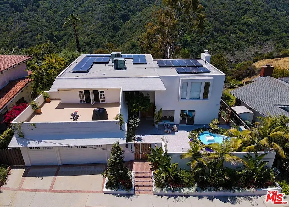 2533 La Condesa Dr